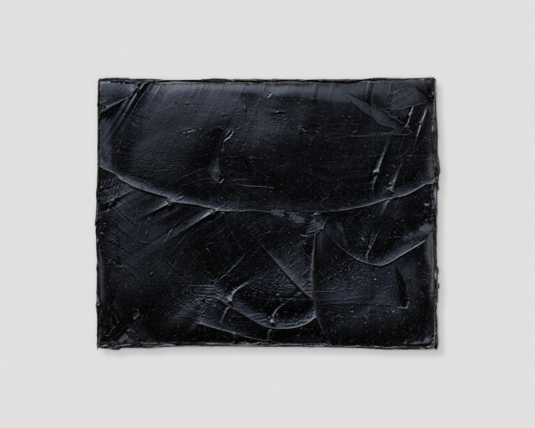 Noirs. Œuvre originale créée en 2024 par Elodie Lemaître. Huile sur toile, 23 x 19 cm